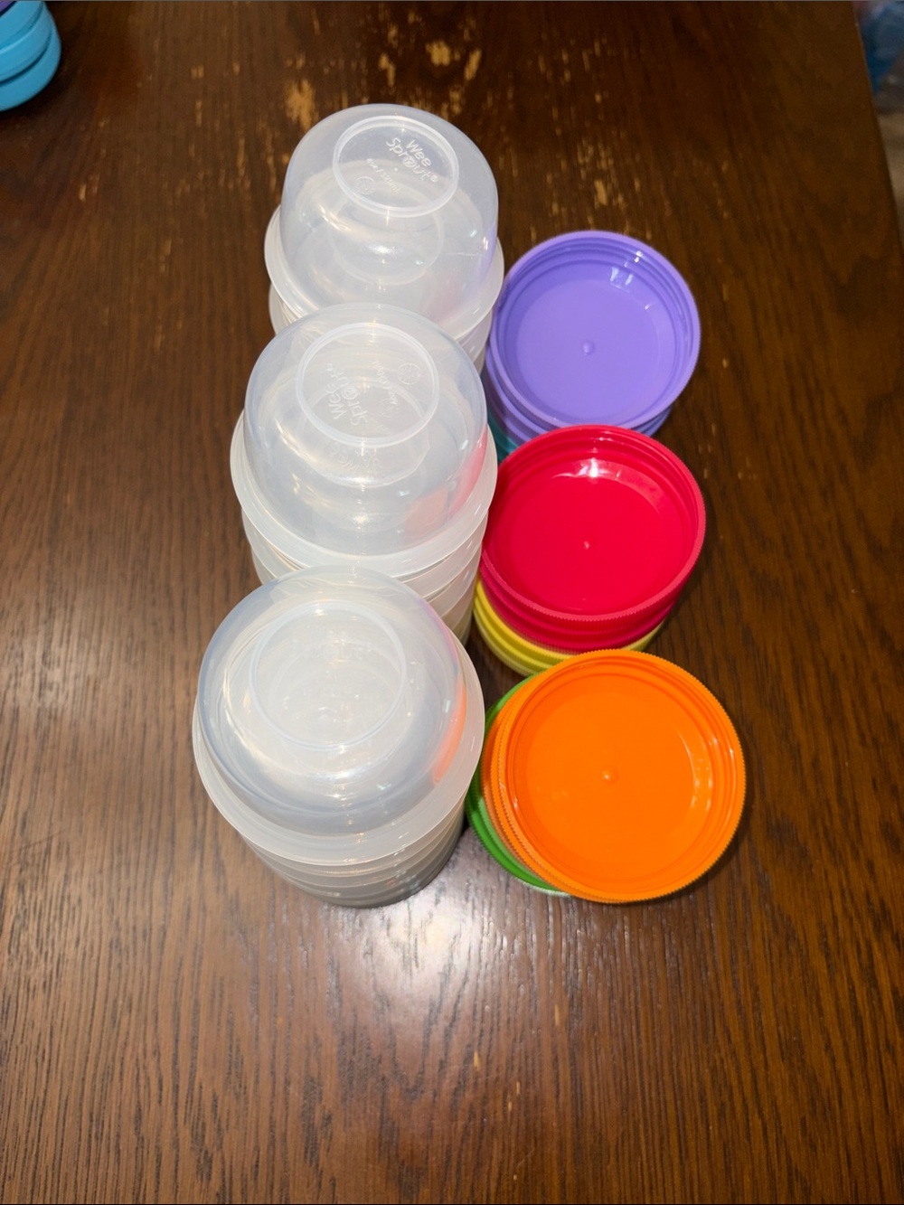 Assorted Color Plastic Snack Containers with Lids - Multipack - Picture 3 of 5